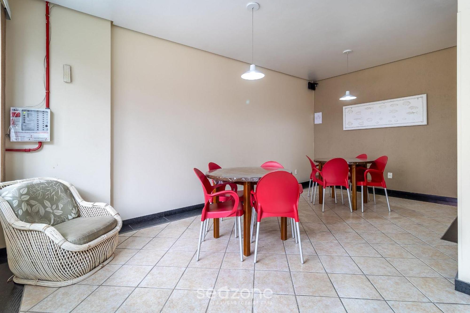 Apto C/ Varanda Em Pe Na Areia Iho127 Apartamento Florianopolis