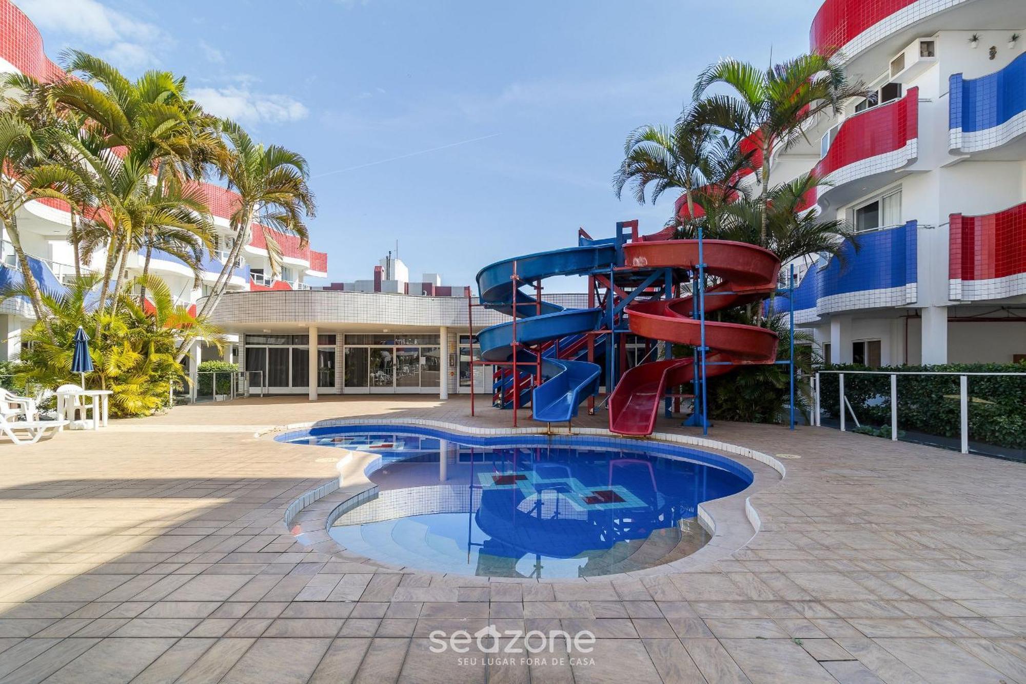 Apto C/ Varanda Em Pe Na Areia Iho127