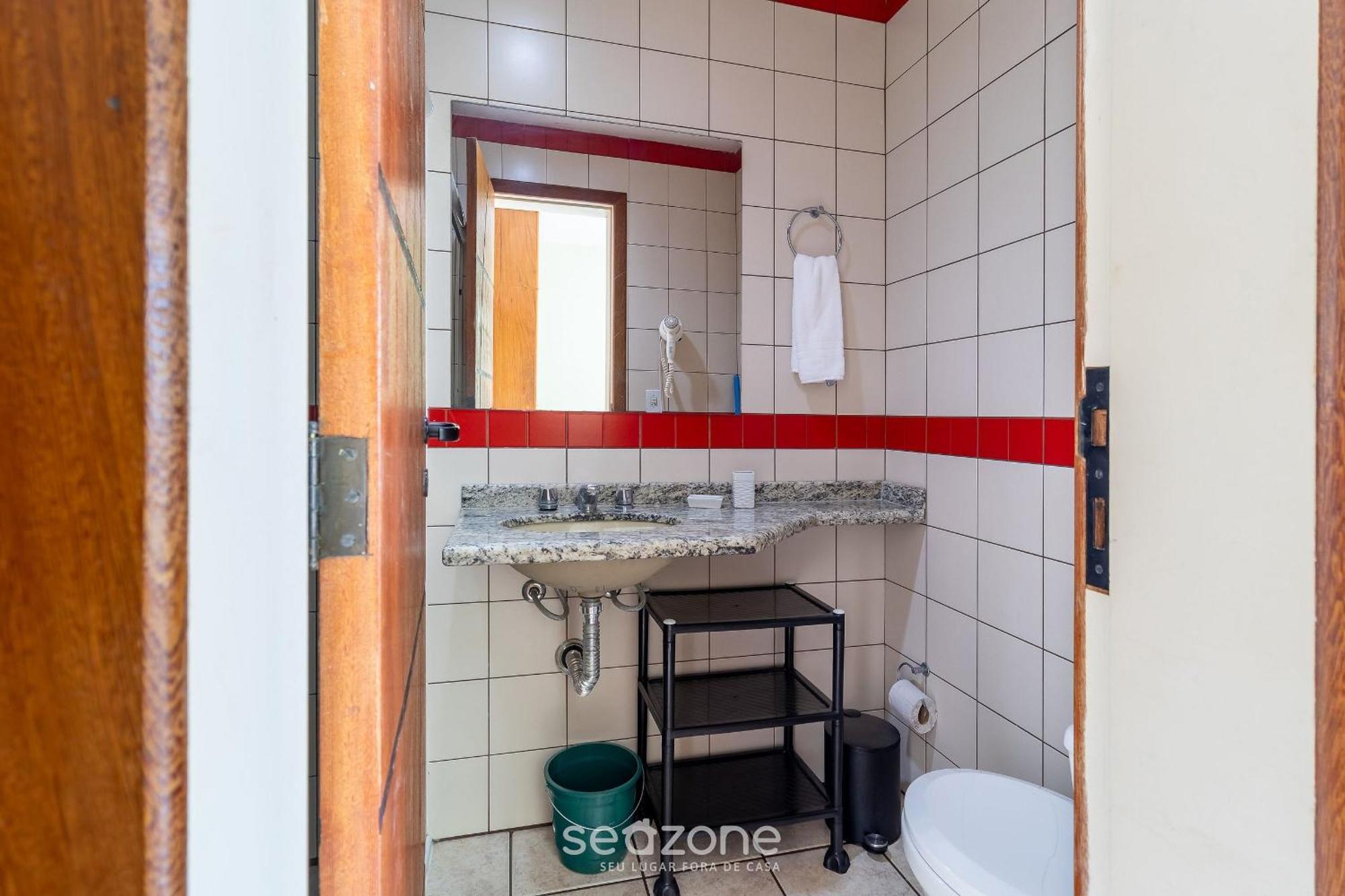 Apto C/ Varanda Em Pe Na Areia Iho127 Apartamento